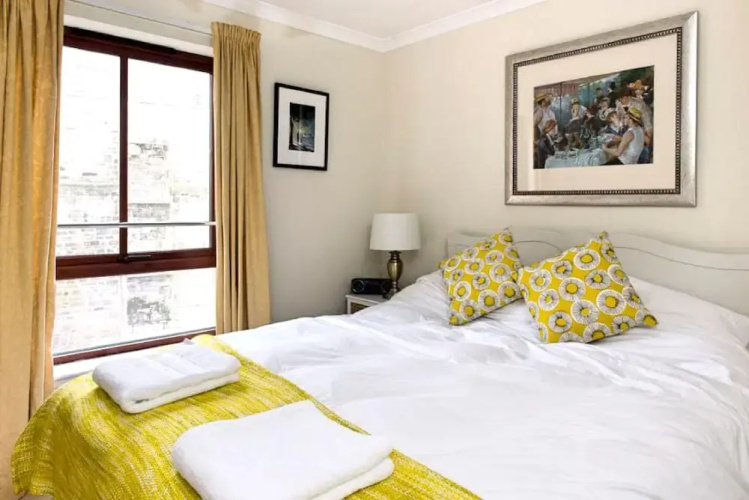 Charming Old Town Apartment