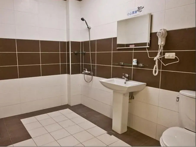 Yue Jing Commercial Hotel