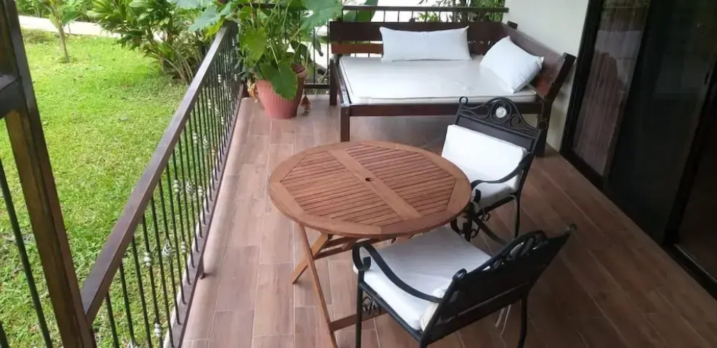 Tropical Suites