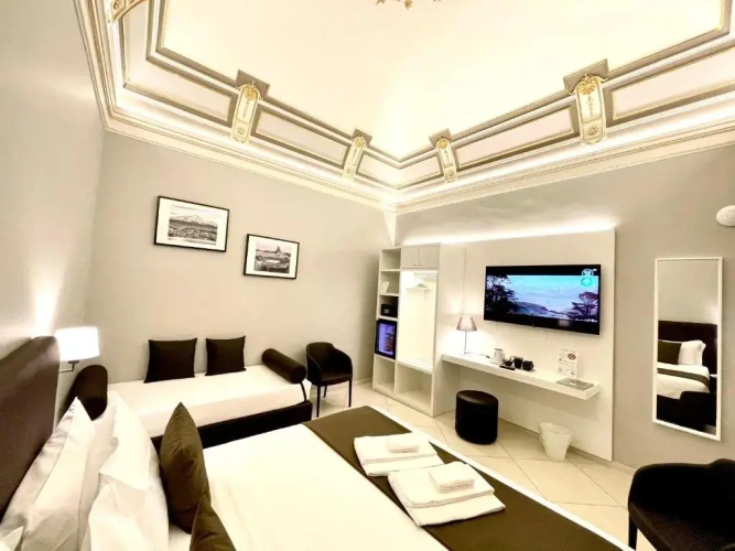 Luxury Triple room