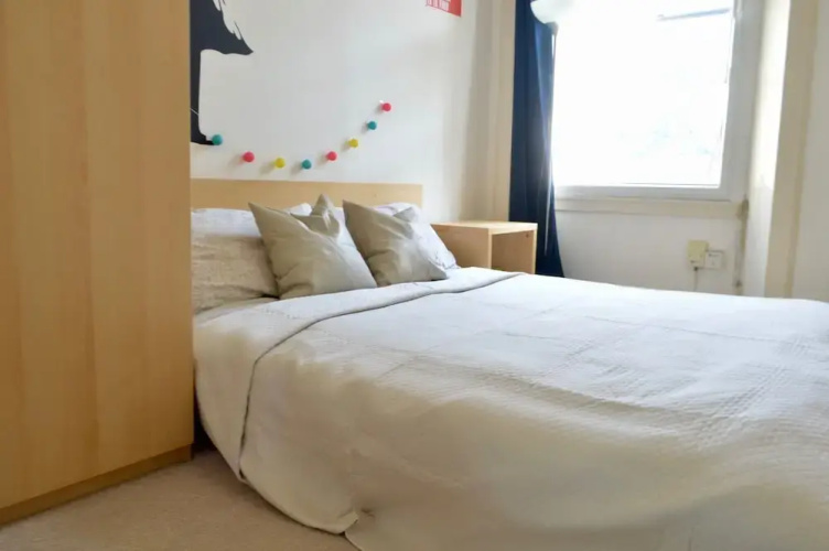 1 Bedroom Flat In Central Edinburgh