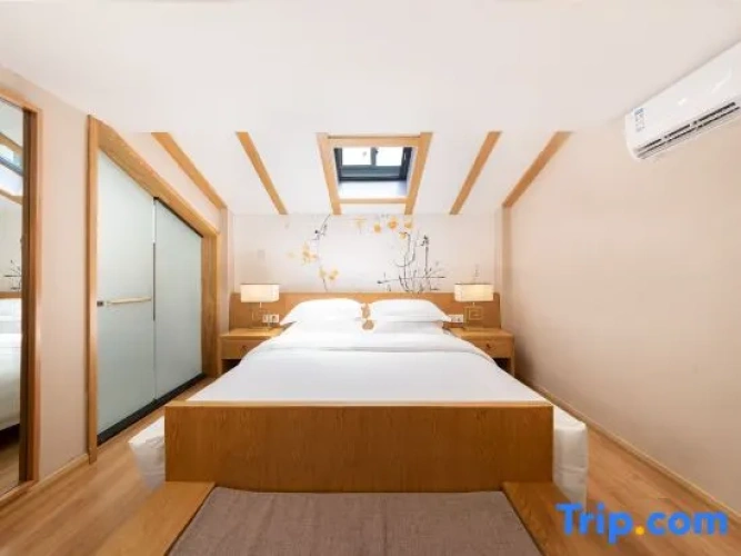 Family Attic Suite