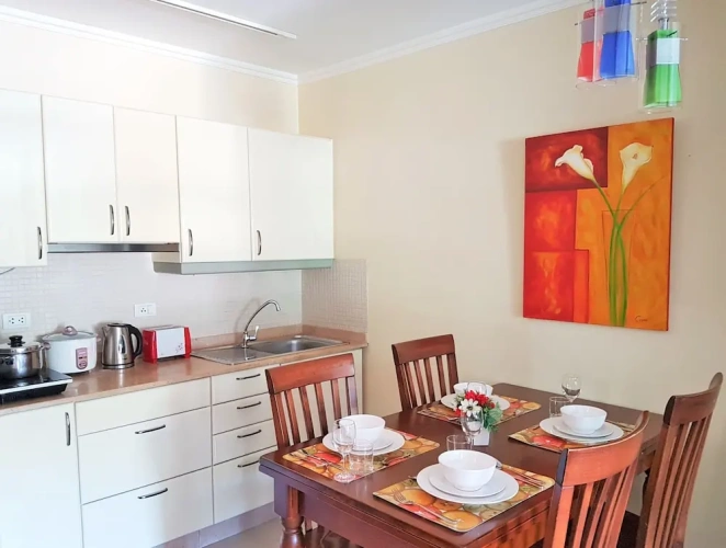 2 Bedrooms Apartment