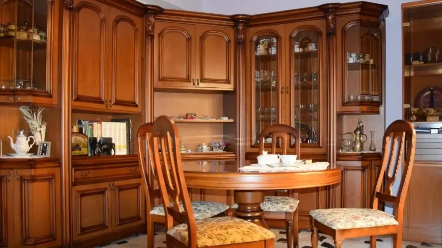 3 Bedrooms Apartment