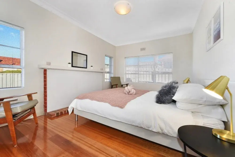 Spacious and Bright 4 Bedroom Home