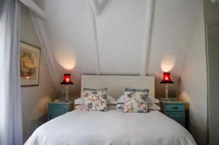ah! Guest House