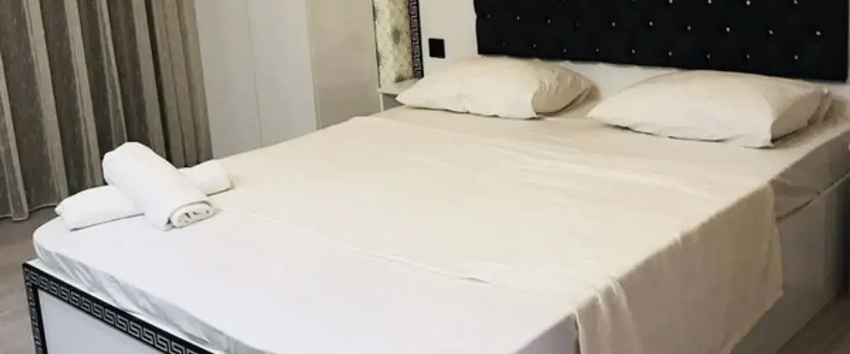 Armada Palace