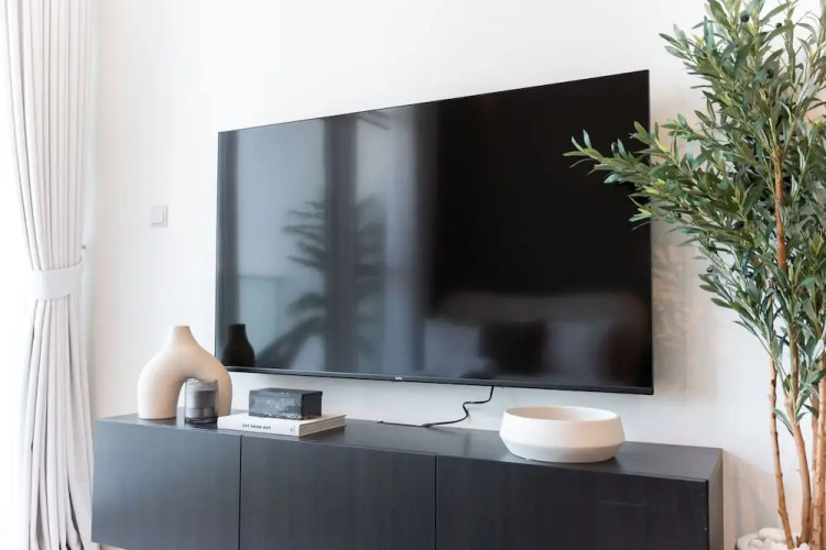 Spacious Studio in Carson C - Damac Hills