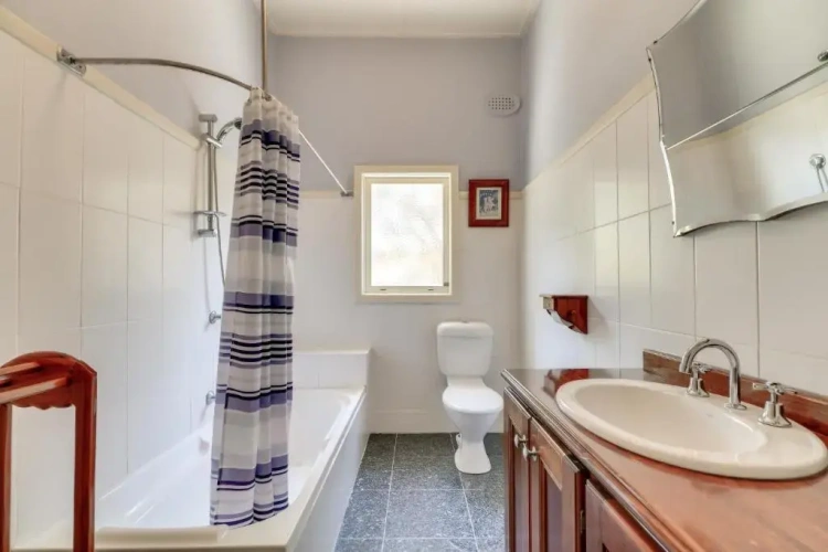 3 Bedrooms Double Cottage