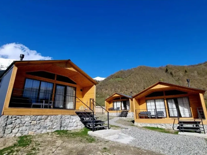 2 Bedrooms Villa