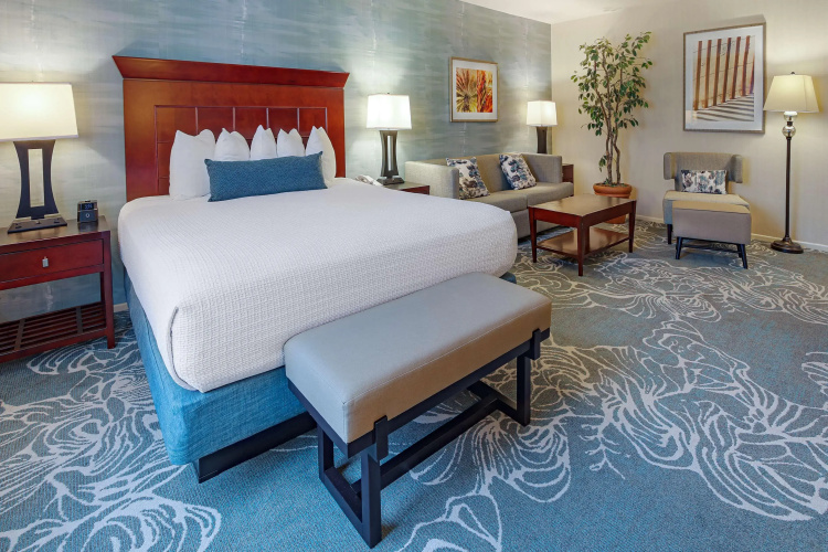 Best Western Plus Carpinteria Inn