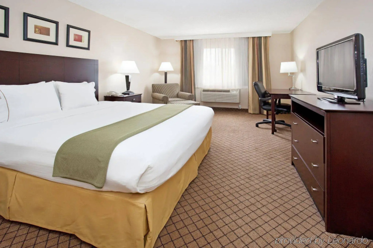 First Choice Inns at the Swell