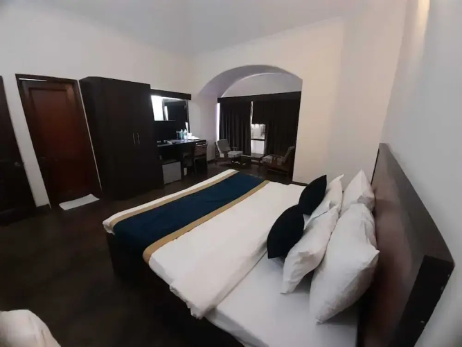 Golden Huts Resorts