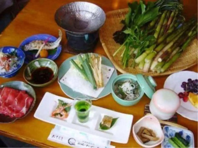 Charade Inn Shiga