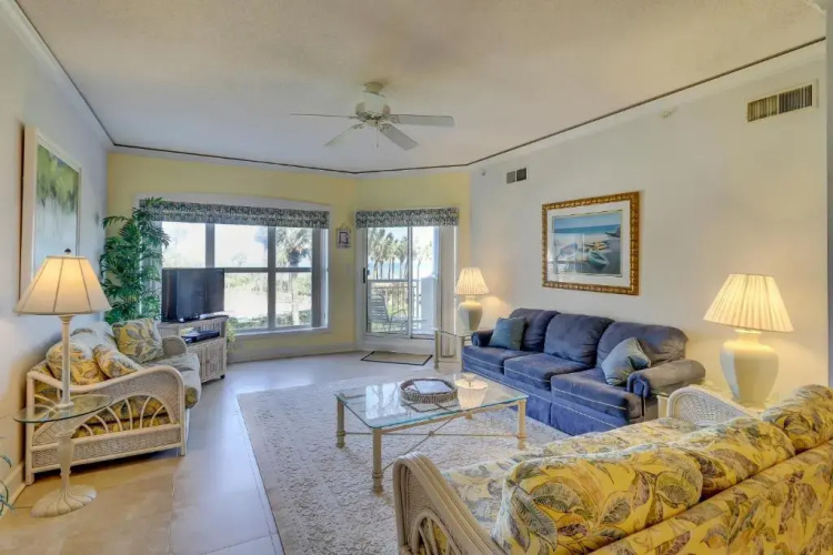 5106 Hampton Place 2 BR Oceanfront