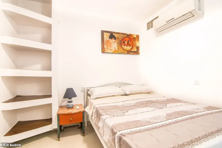 Asher's Apartments