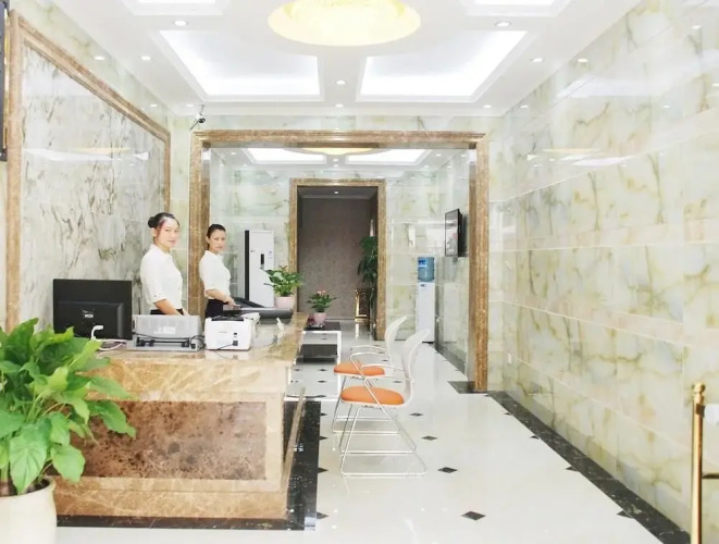 Chengdu Jingong Hotel