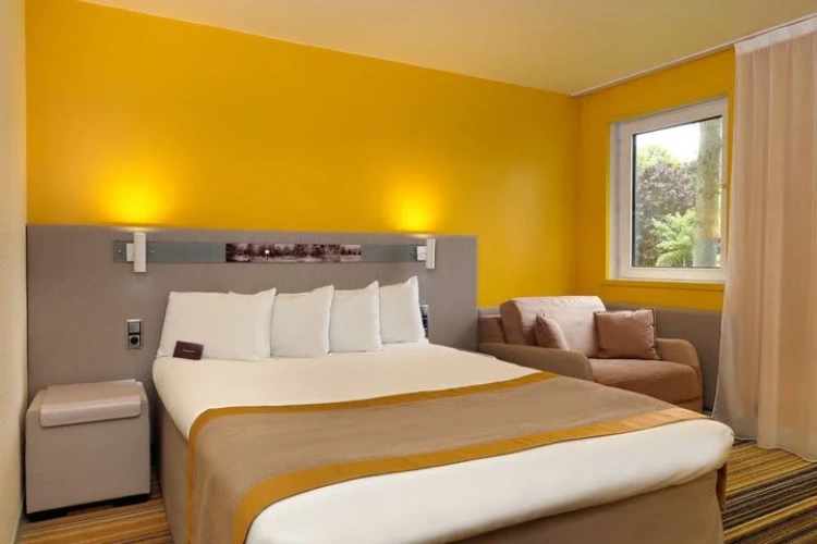 Standard Double room with view