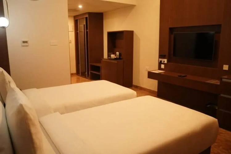 Standard Twin room