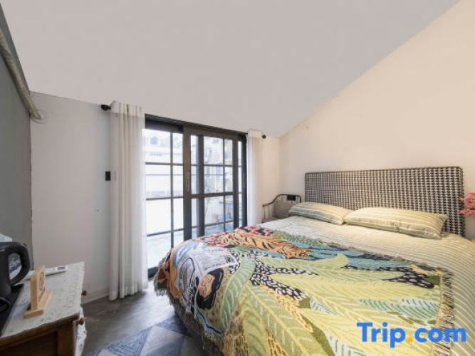 Standard Double room with balcony and with garden view