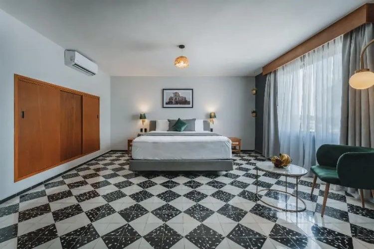 1 Bedroom Suite