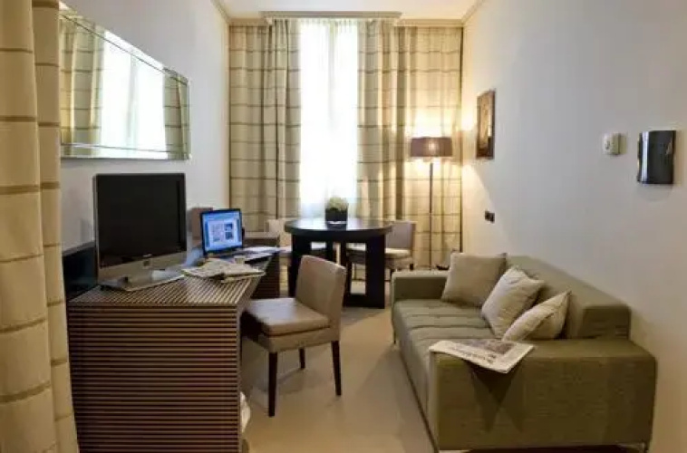 H2C Hotel Napoli