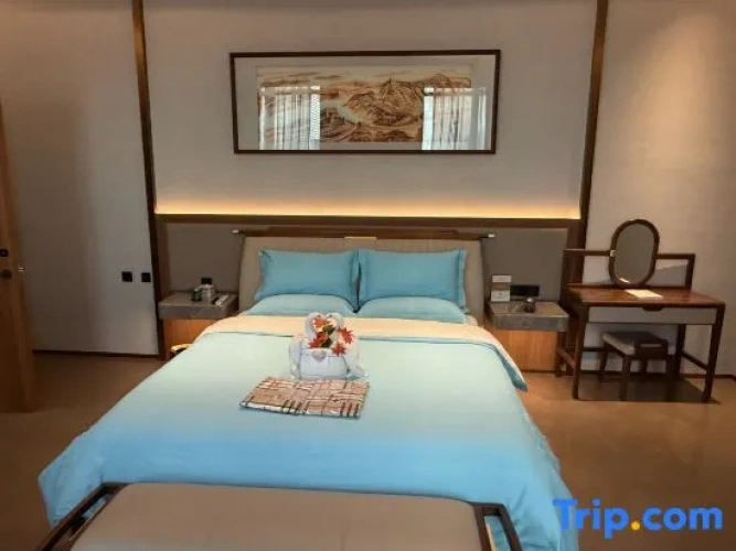 Deluxe Double Suite