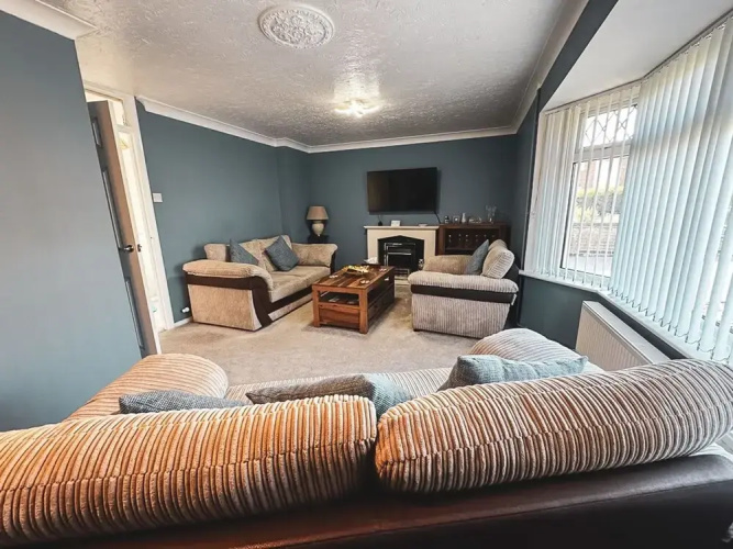 Charming 3-bedroom Bungalow in Oulton Lowestoft