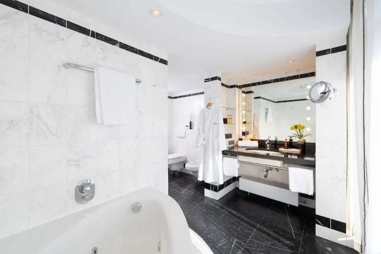 Standard Double Penthouse room with balcony