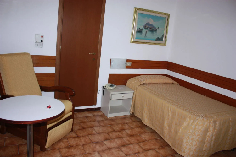 Piccolo Hotel