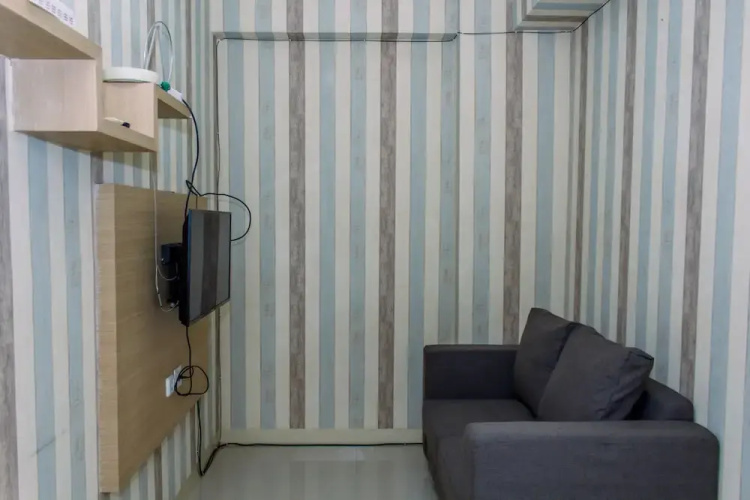 Spacious And Comfy 1Br At Green Pramuka City Apartment