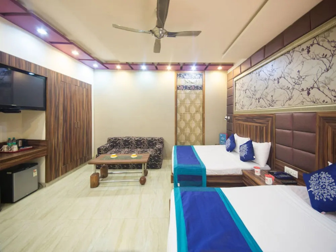 OYO 2353 Hotel Deep