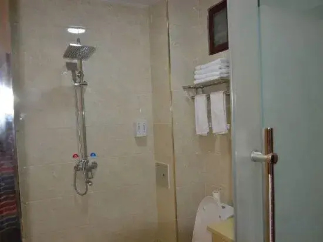 Yongren Hongyuan Hotel