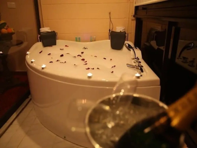 Deluxe Suite