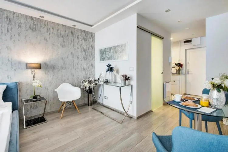 d.Five Danube Corso Boutique Apartment