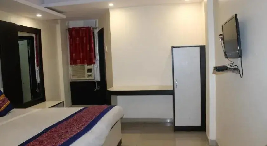 Hotel Roopali