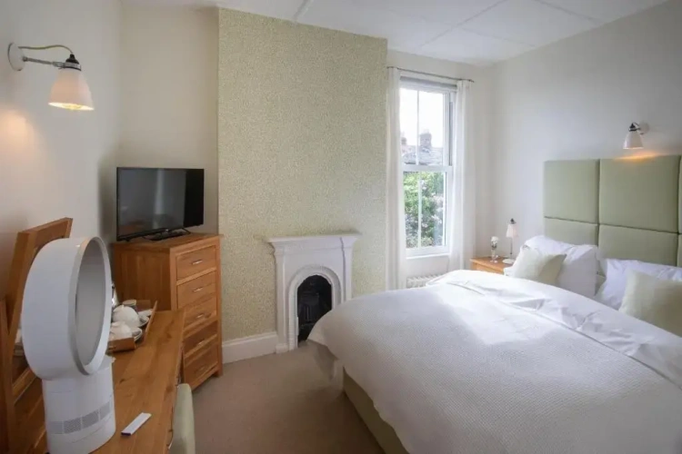 2 Bedrooms Suite
