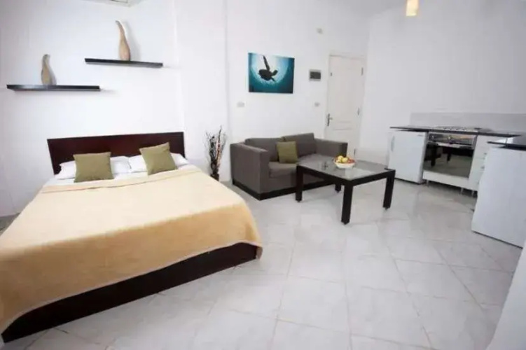 Desert Pearl Beach Apartment