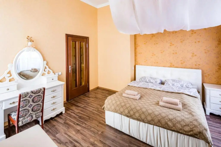 2 Virmens'ka Apartment