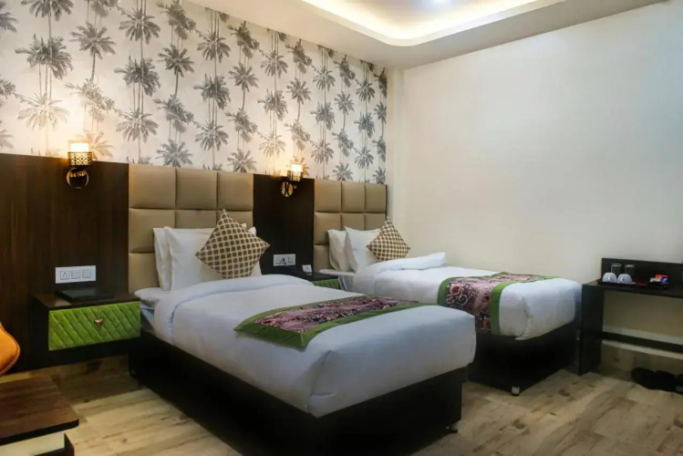7 Mirror Gangtok