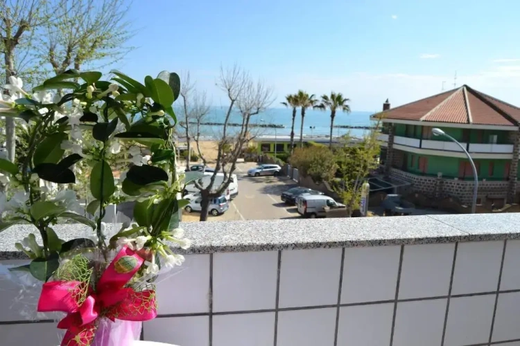 Standard Quadruple room with sea view