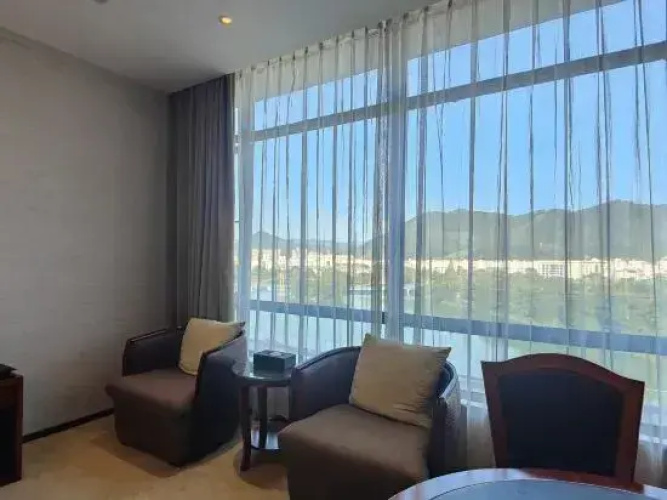 Oriental Hotel (Kaihua Linhu Road)