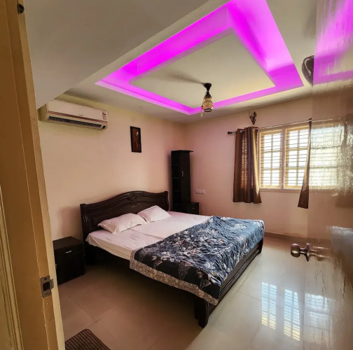 Aadams Suites