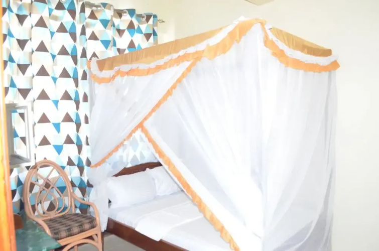 Whitesun Safari Hotel