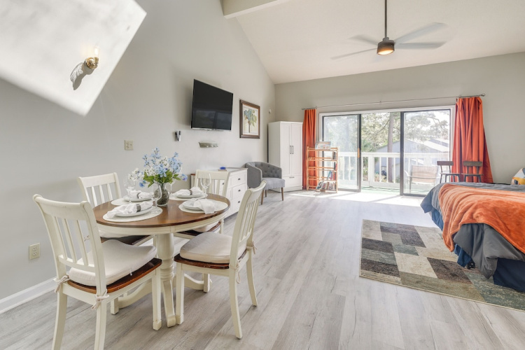 Baytree Golf Colony Studio ~ 5 Mi to Beach!