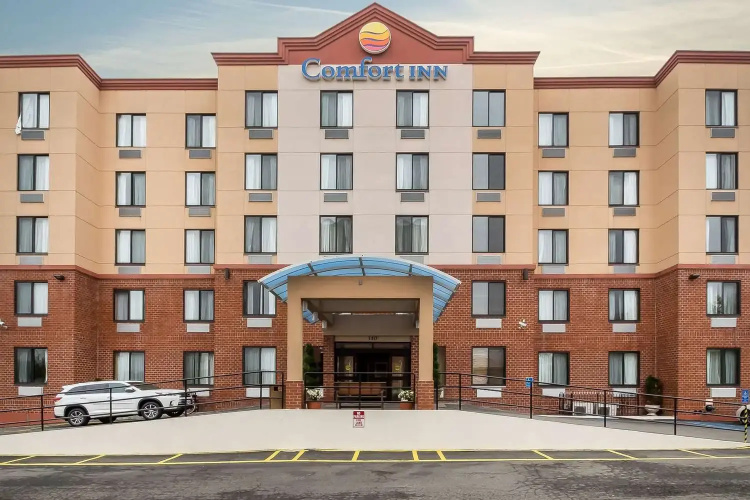 Comfort Inn - Staten Island