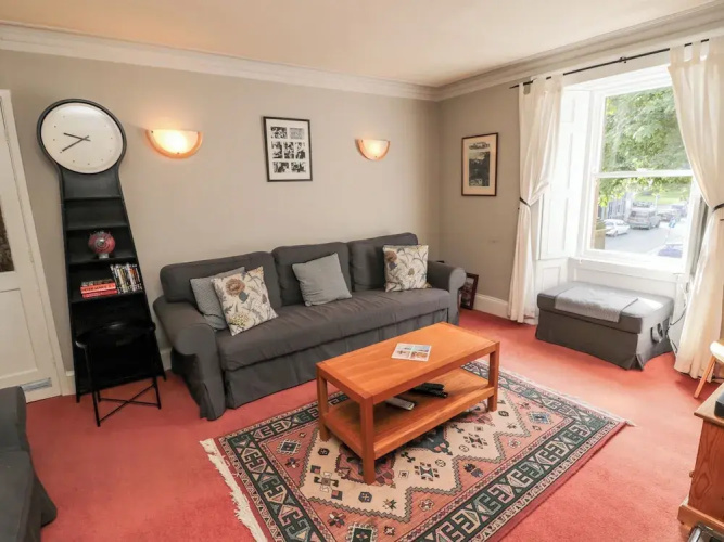 Simonside Apartment