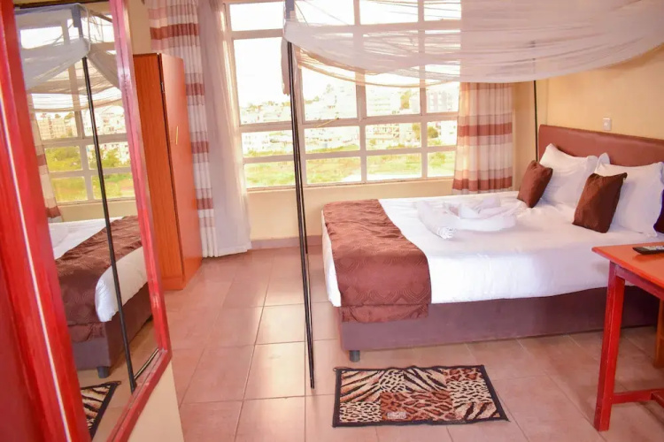 Greenvale Hotel
