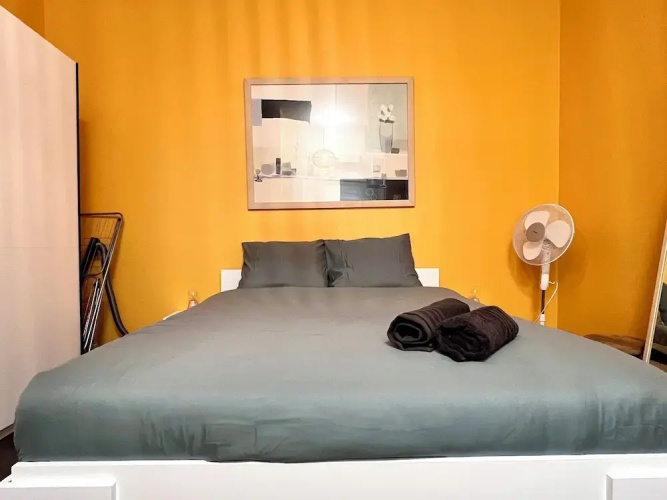 Beachfront & Sea View Sleeps 6
