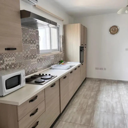F3-3 Room 2 single beds shared bathroom
